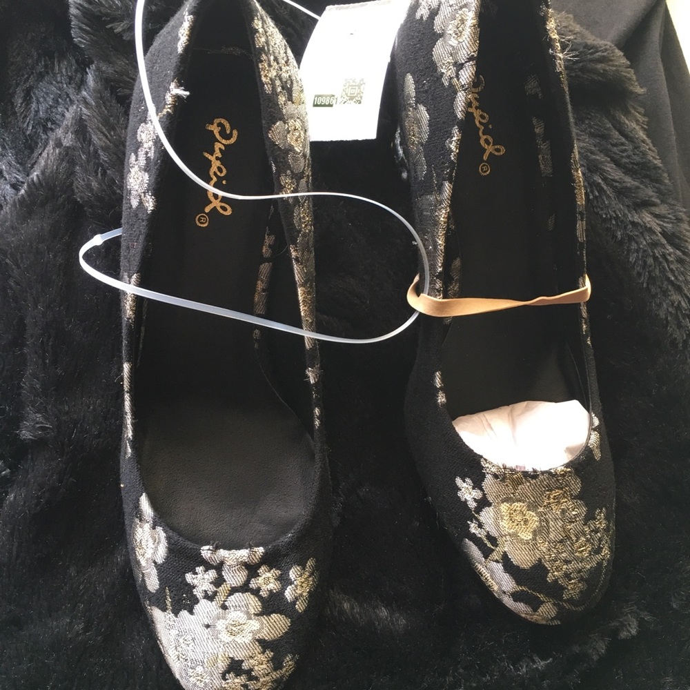 🕊Gold and silver floral print Qupid heels - Picture 2 of 2